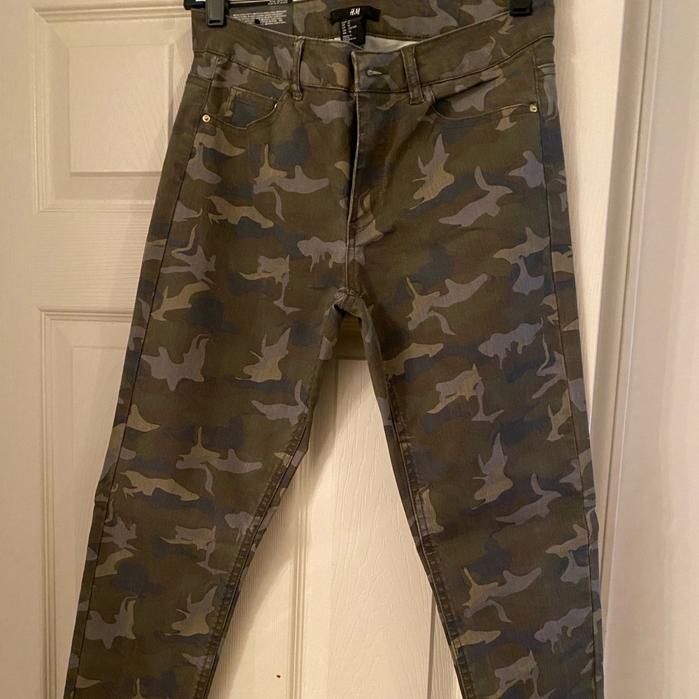 Fatigue skinny pants